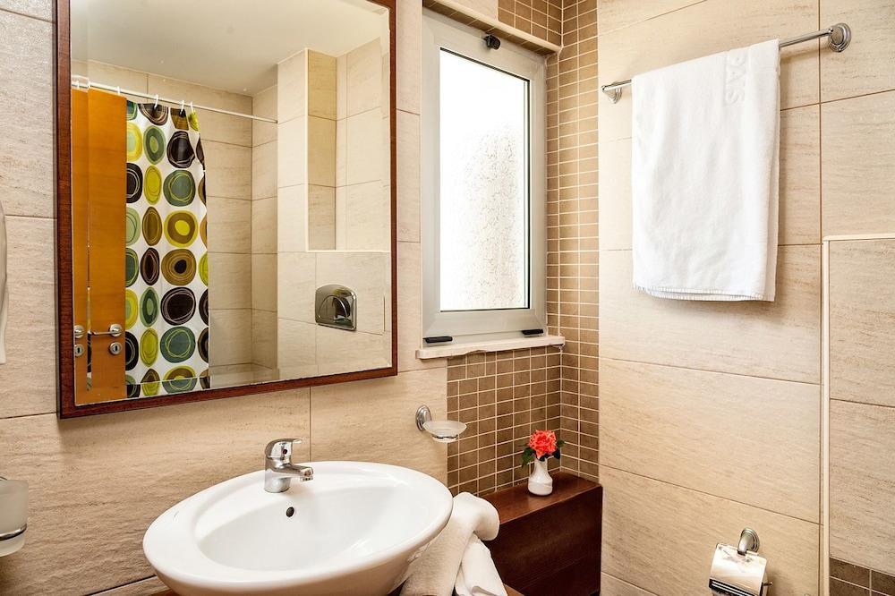 Hotel Bella Pais à Maleme Extérieur photo