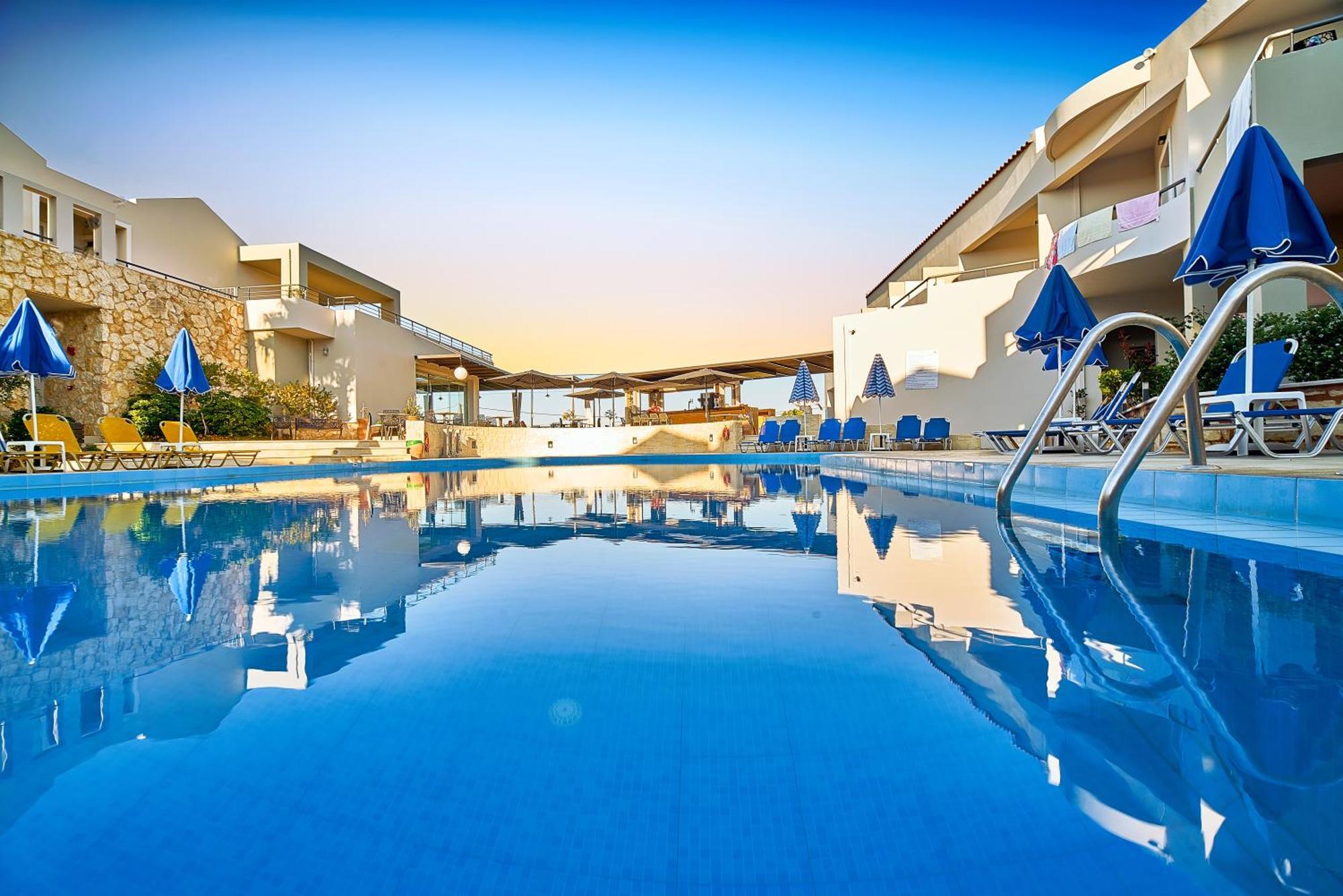 Hotel Bella Pais à Maleme Extérieur photo