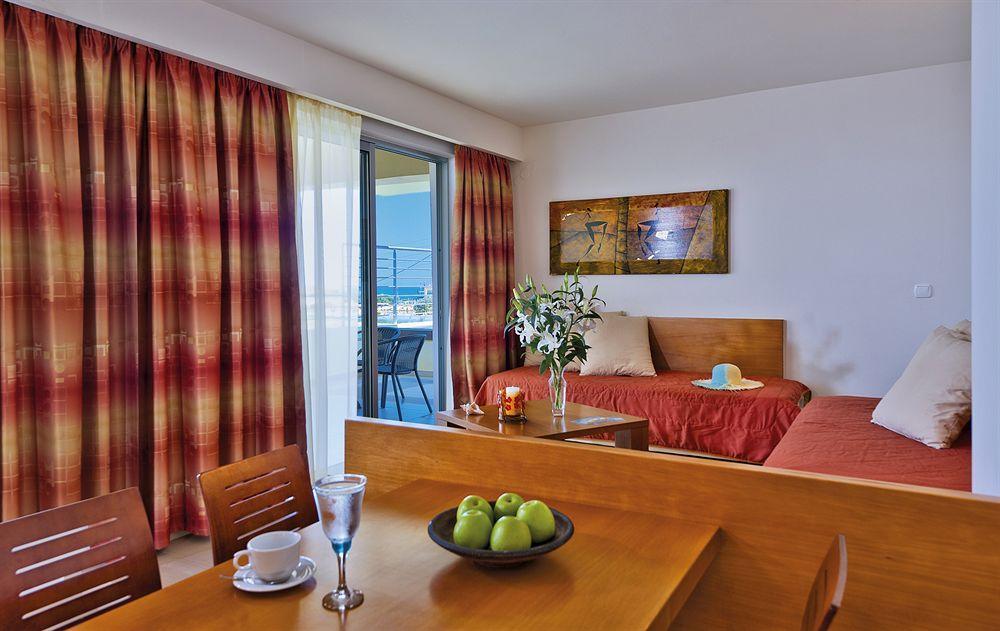 Hotel Bella Pais à Maleme Extérieur photo