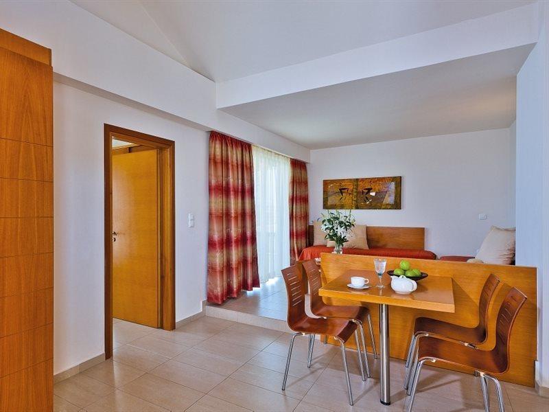 Hotel Bella Pais à Maleme Extérieur photo