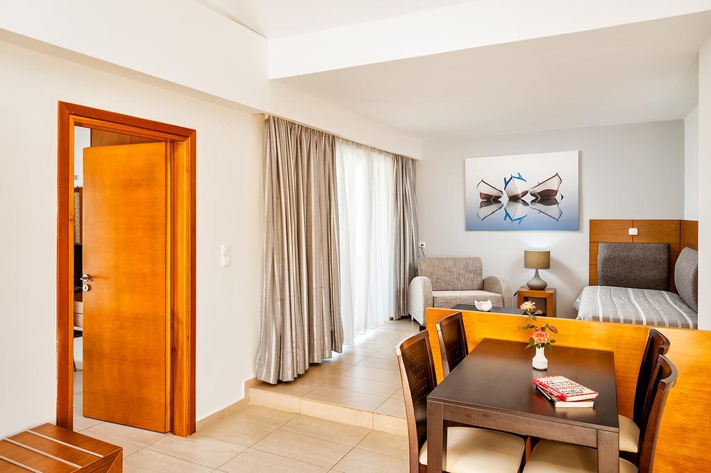 Hotel Bella Pais à Maleme Extérieur photo